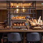 Marriott Szálloda 5*