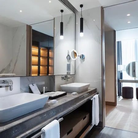 ホテル Marriott 5*