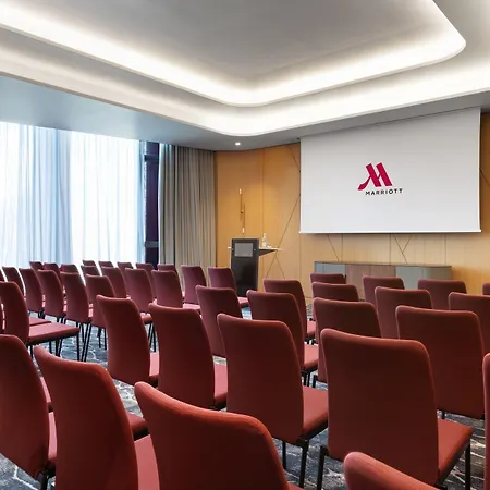 Marriott ホテル ティラナ