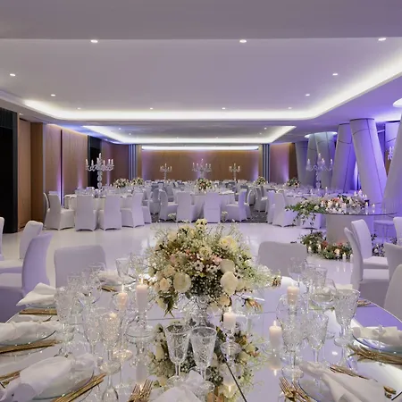 호텔 Marriott 5*